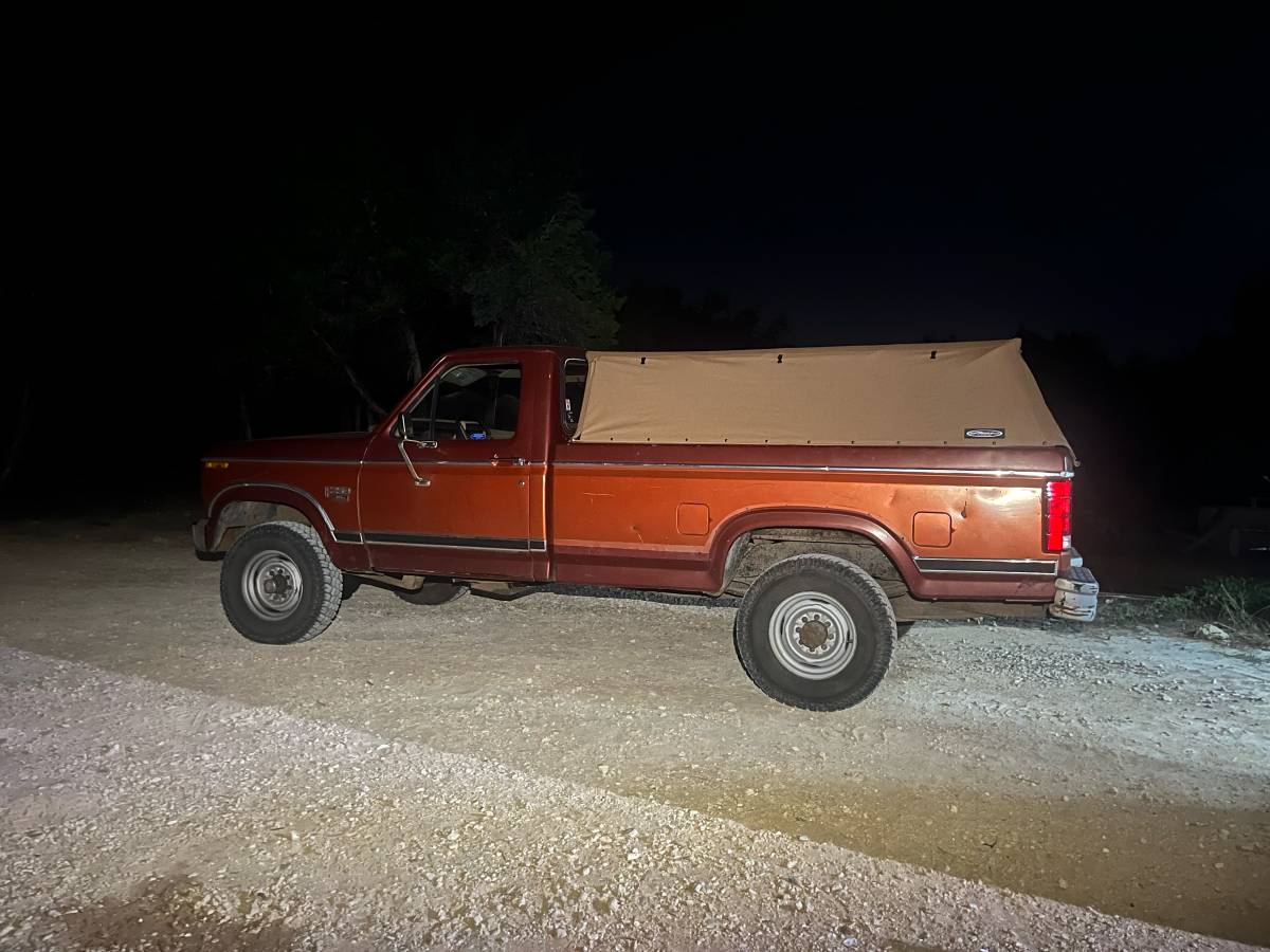 Ford-f250-4x4-diesel-1984-brown-5