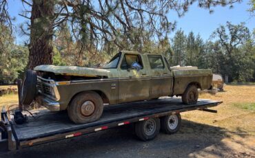 Ford-f250-crew-cab-4x4-1975