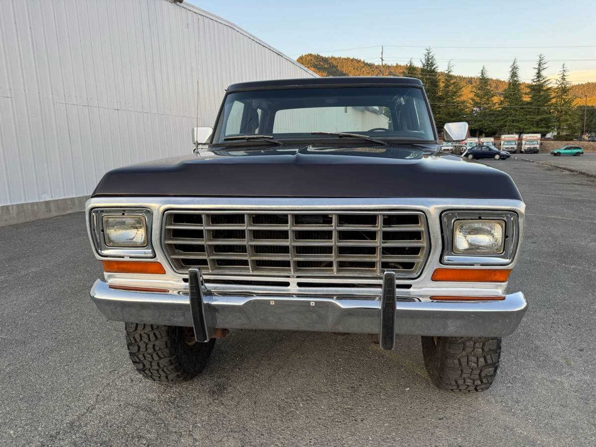 Ford-f250-crew-cab-4x4-1979-brown-16