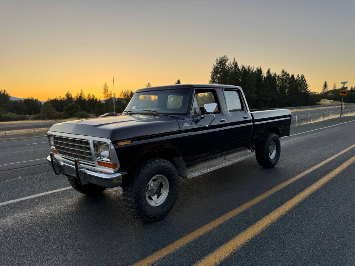 Ford-f250-crew-cab-4x4-1979-brown-23