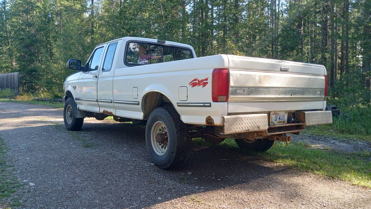 Ford-f250-diesel-1993-white-6