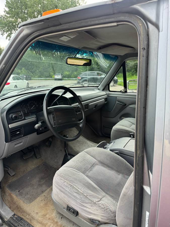 Ford-f250-diesel-1995-grey-30