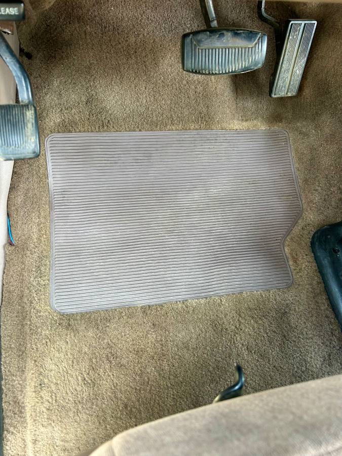 Ford-f250-diesel-1995-white-7