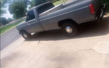 Ford-f250-diesel-6.9-1984-grey-1