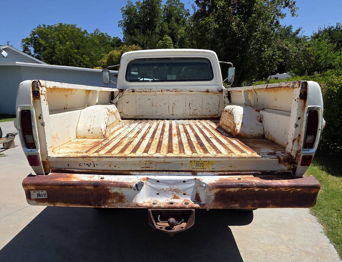 Ford-f250-highboy-1970-white-18