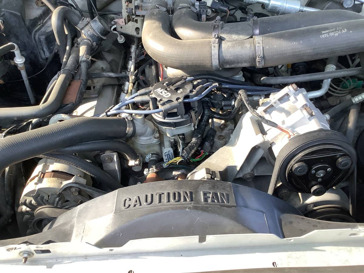 Ford-f250-lariat-4x4-1989-grey-22