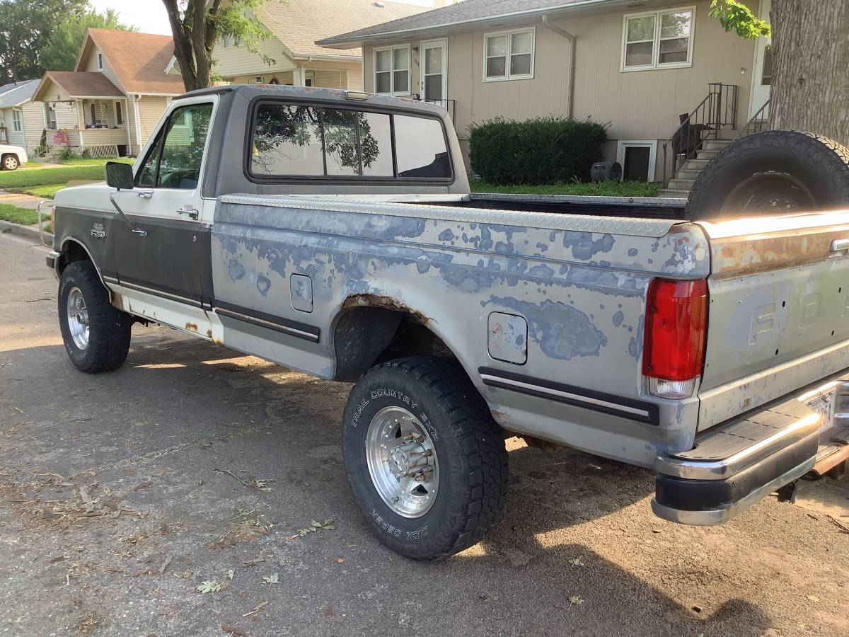 Ford-f250-lariat-4x4-1989-grey-6