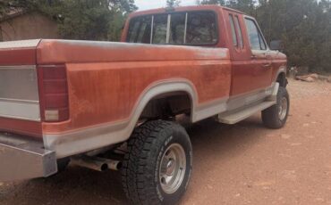 Ford-f250-super-duty-1985-red-3