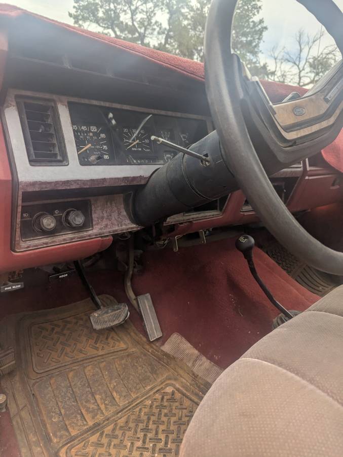 Ford-f250-super-duty-1985-red-6