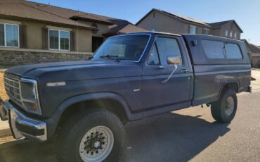 Ford-f250-xlt-1985-blue-1