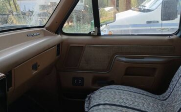 Ford-f250-xlt-4x4-diesel-1991-green-11