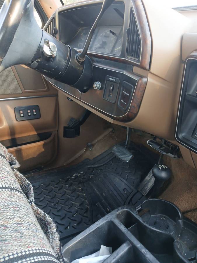 Ford-f250-xlt-4x4-diesel-1991-green-16