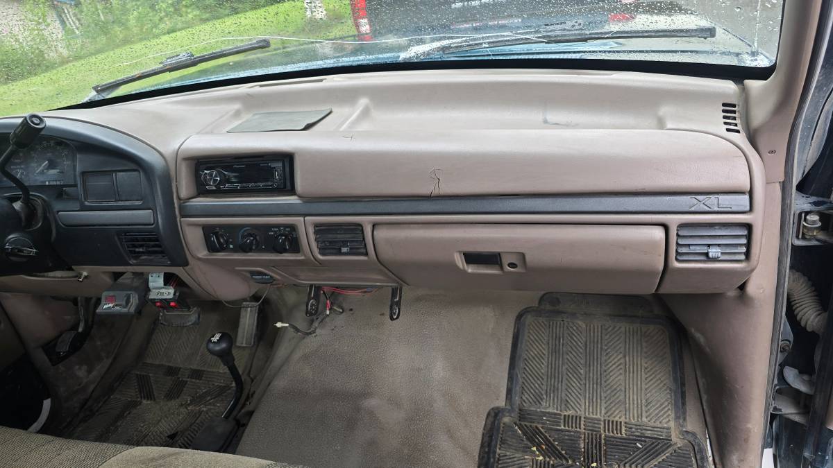 Ford-f250-xlt-4x4-diesel-1993-green-12