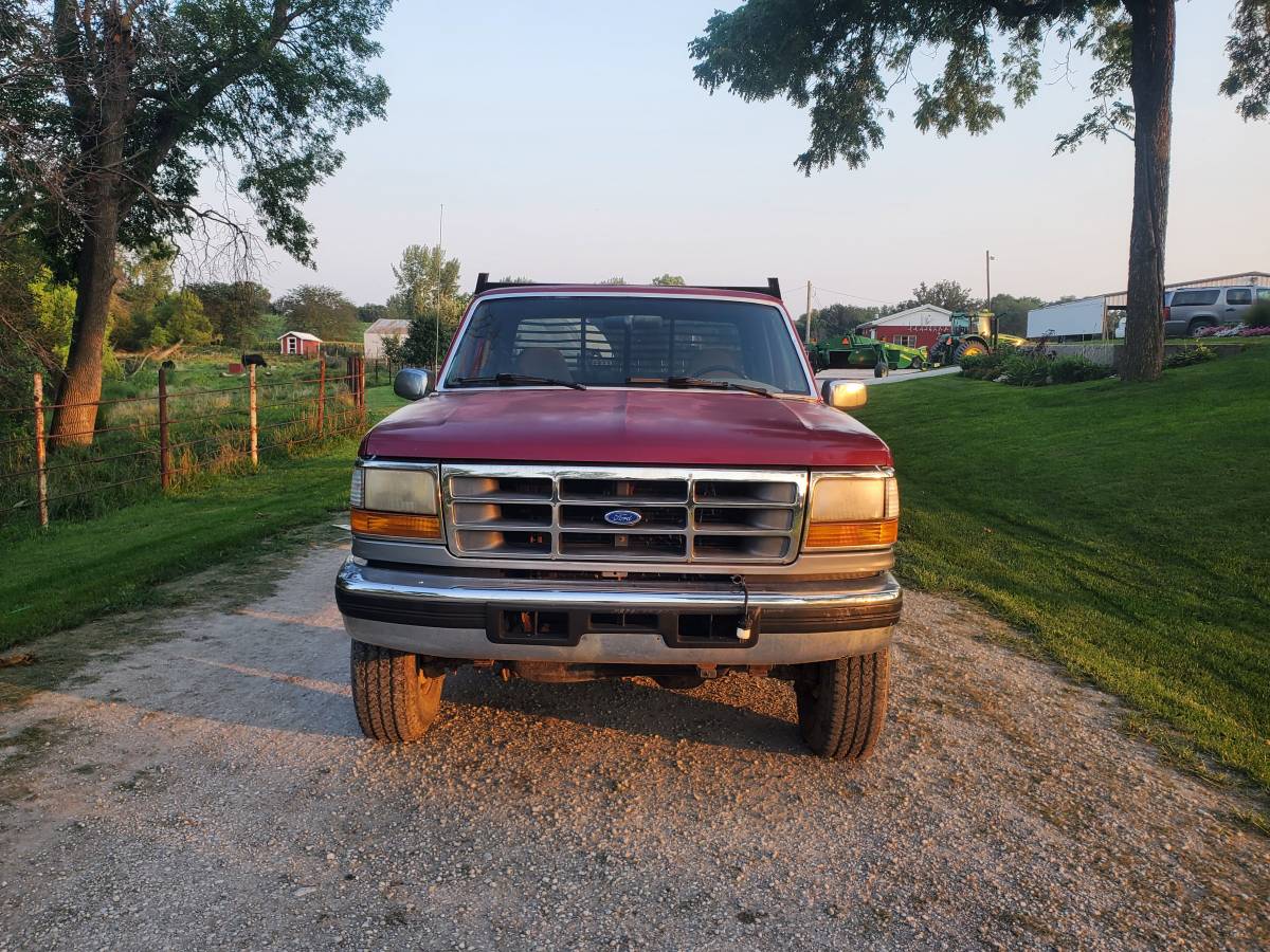 Ford-f250-xlt-4x4-diesel-1995-red-1