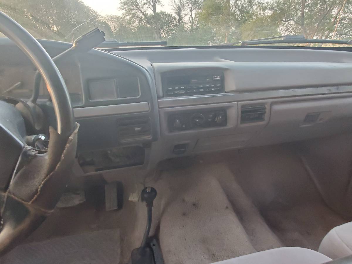 Ford-f250-xlt-4x4-diesel-1995-red-10