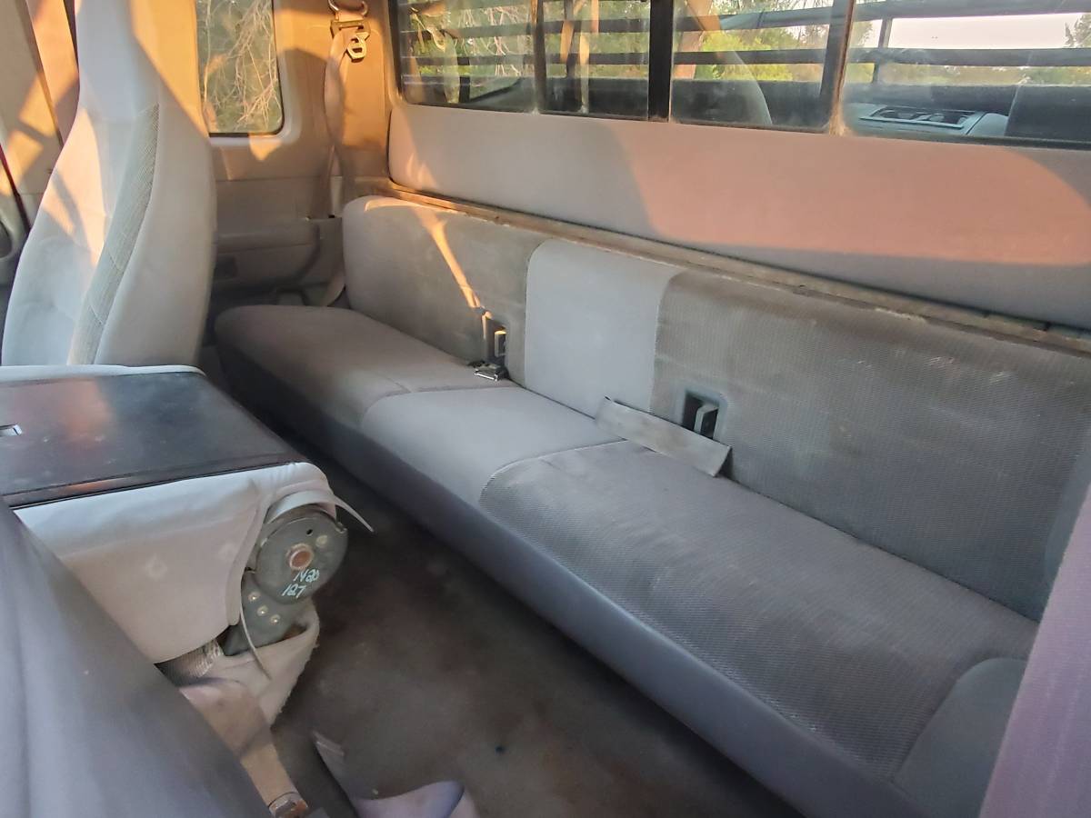 Ford-f250-xlt-4x4-diesel-1995-red-11