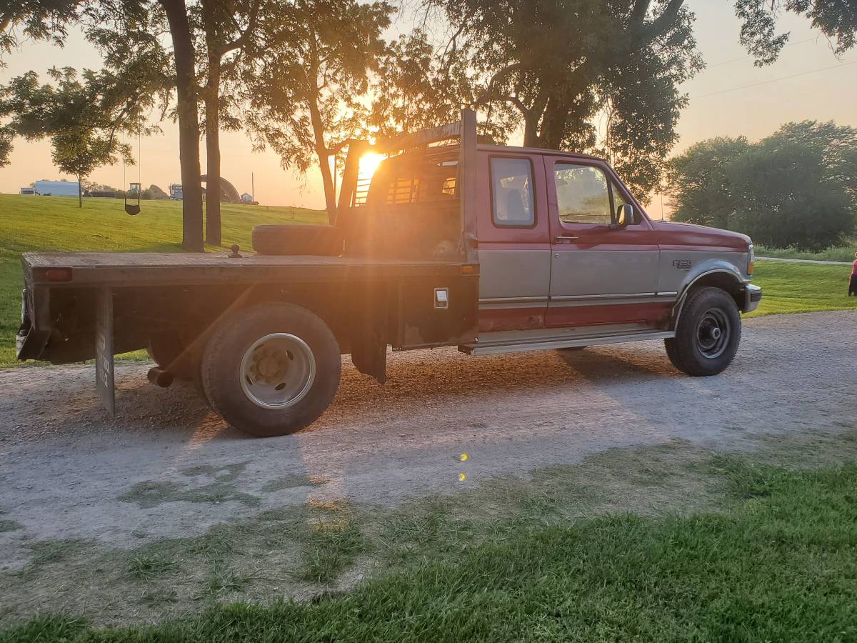 Ford-f250-xlt-4x4-diesel-1995-red-2