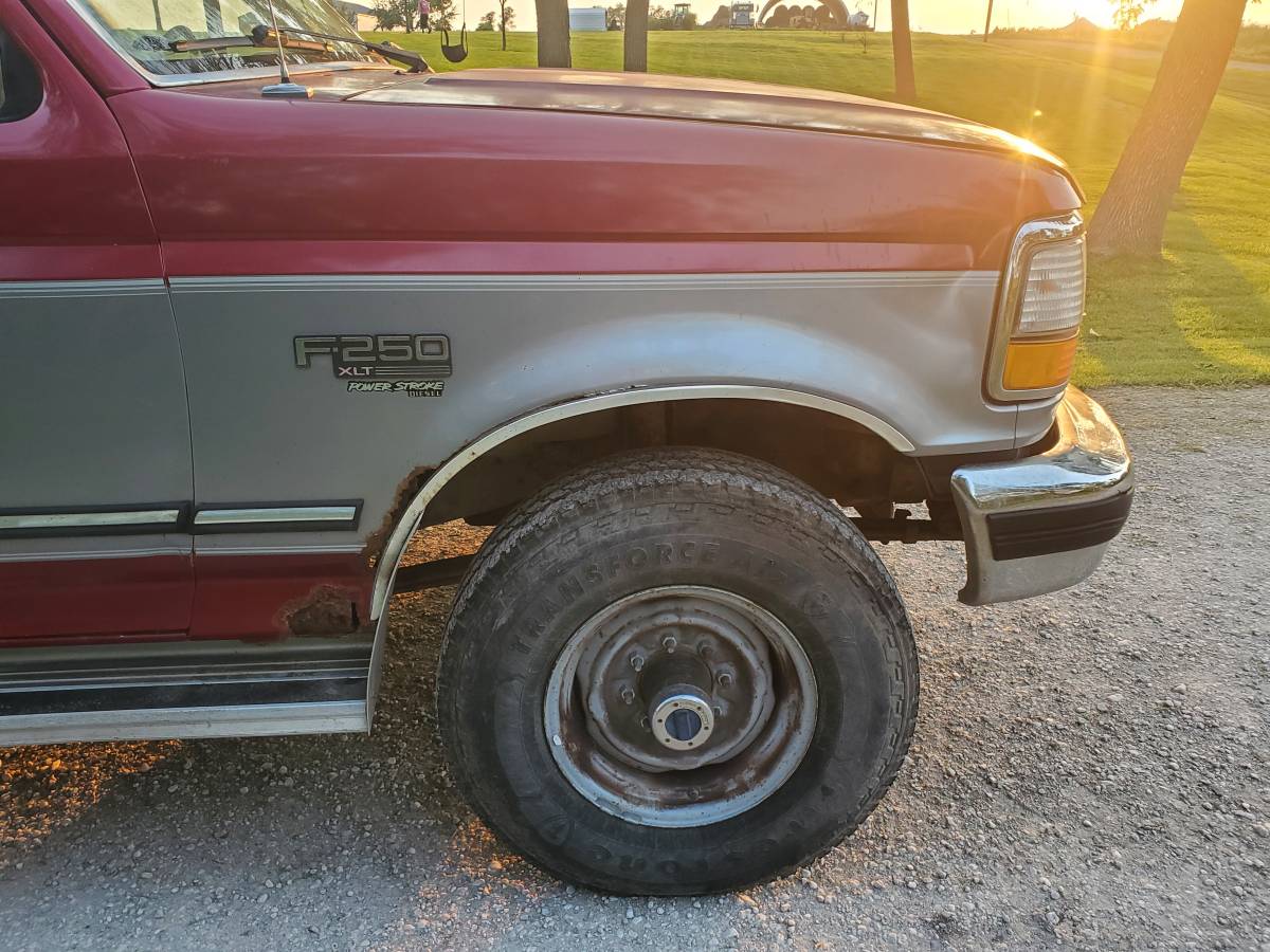 Ford-f250-xlt-4x4-diesel-1995-red-6