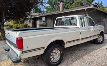 Ford-f250-xlt-lariat-1988-white-2