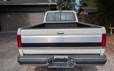 Ford-f250-xlt-lariat-1988-white-4