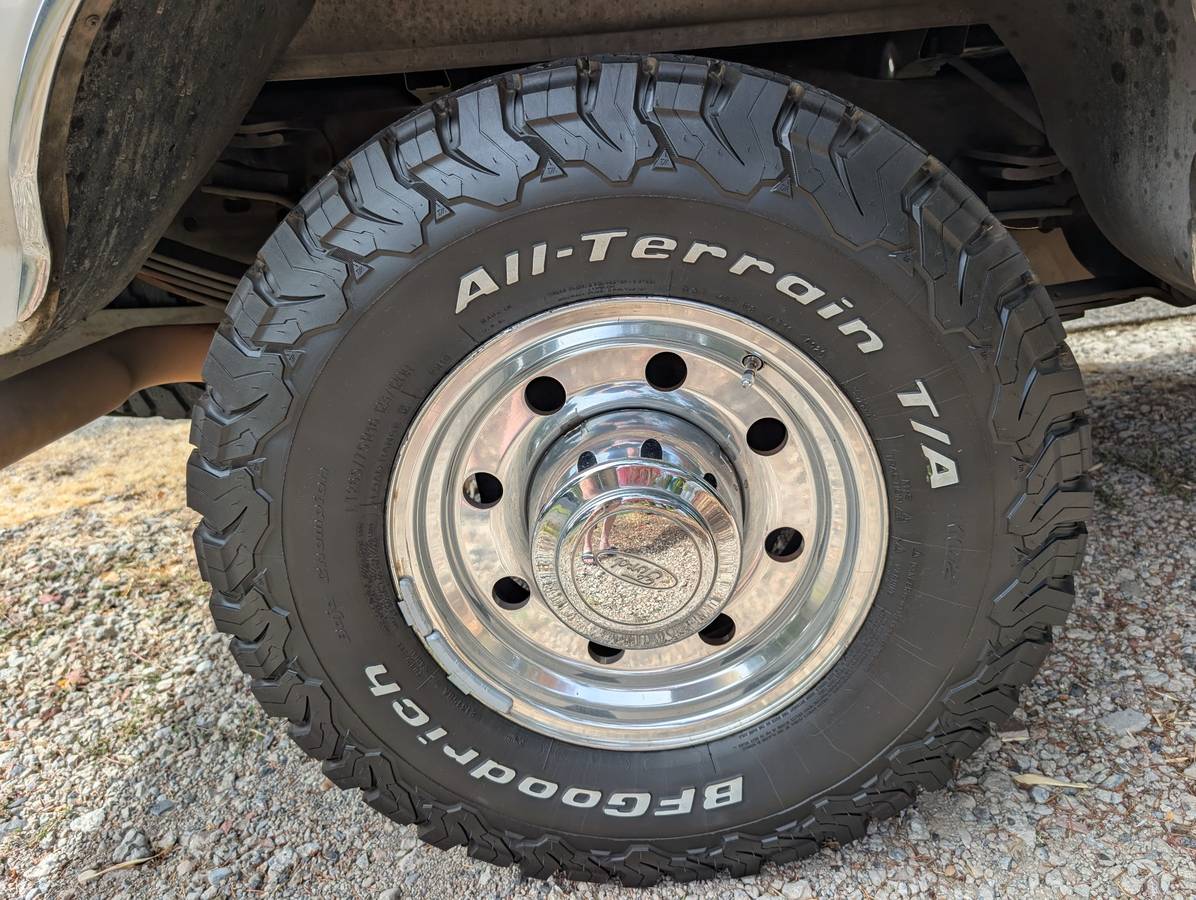 Ford-f250-xlt-lariat-1988-white-6