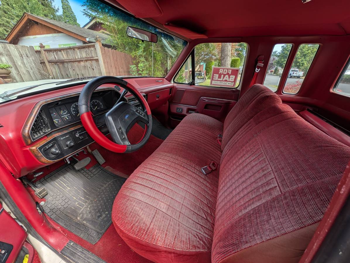Ford-f250-xlt-lariat-1988-white-9