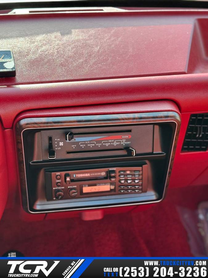 Ford-f250-xlt-lariat-gas-truck-1990-red-14