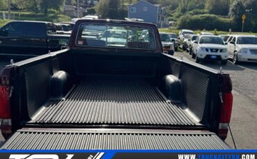 Ford-f250-xlt-lariat-gas-truck-1990-red-23