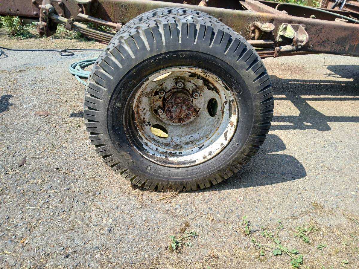 Ford-f350-1962-white-4