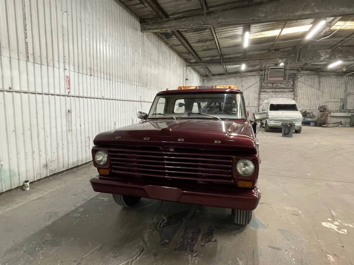 Ford-f350-1970-custom-4