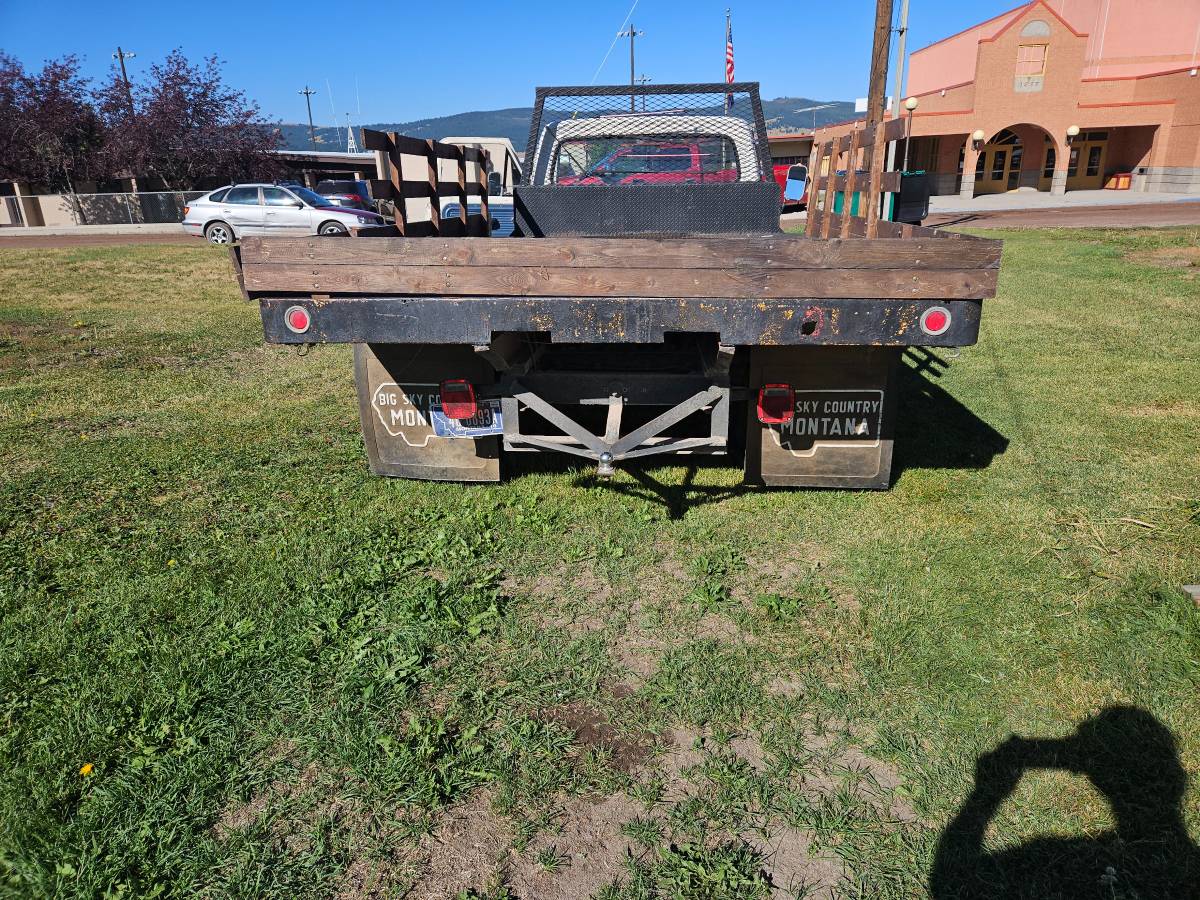 Ford-f350-1970-white-1