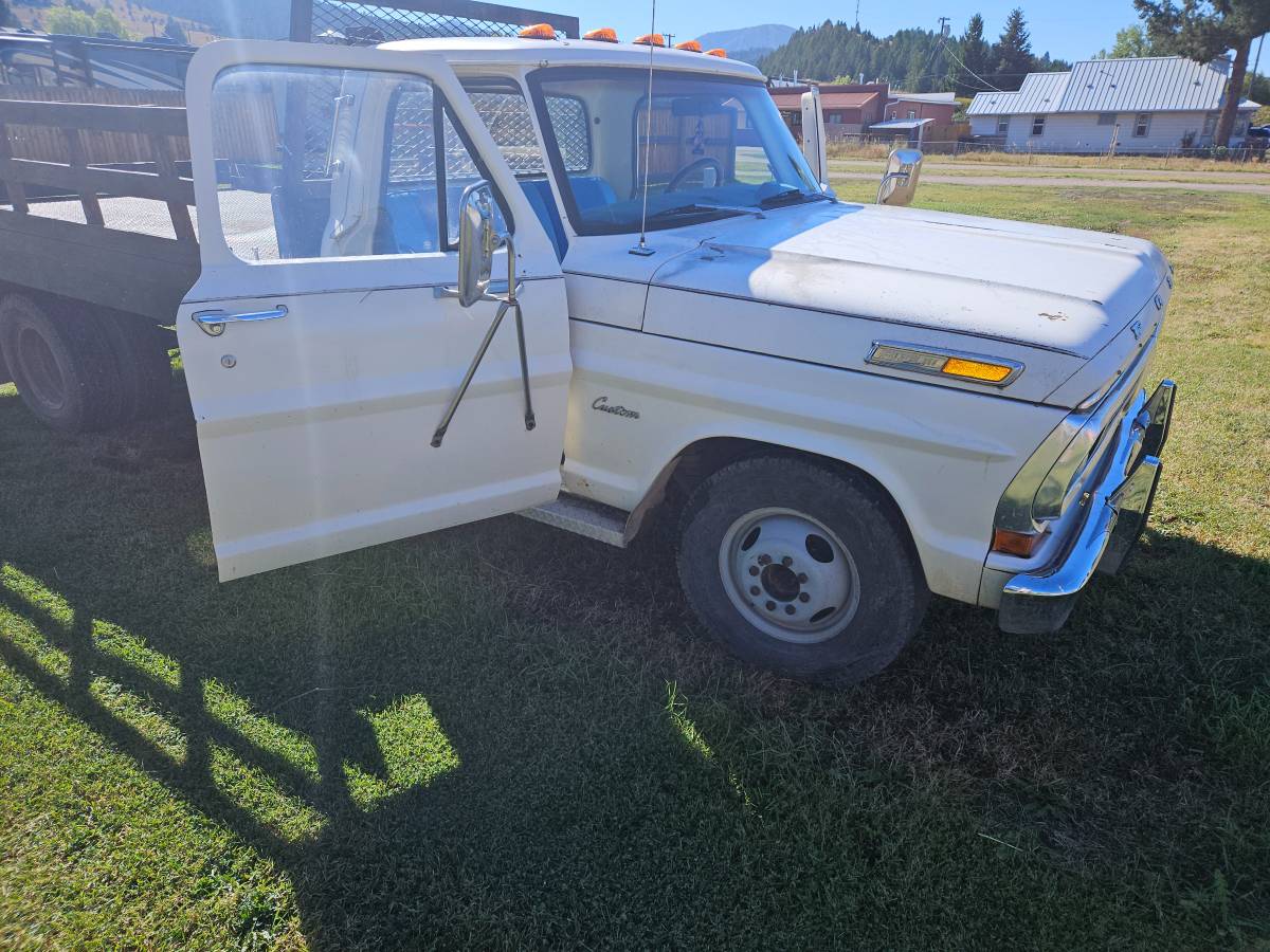 Ford-f350-1970-white-10