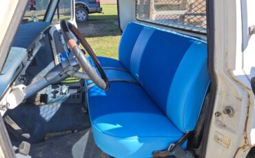 Ford-f350-1970-white-14
