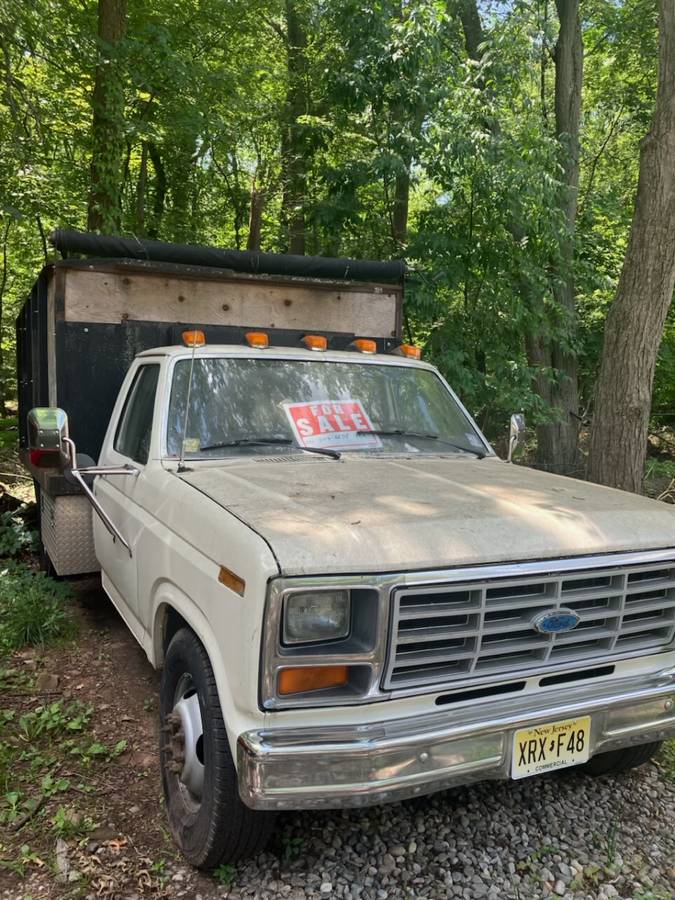 Ford-f350-1985-3