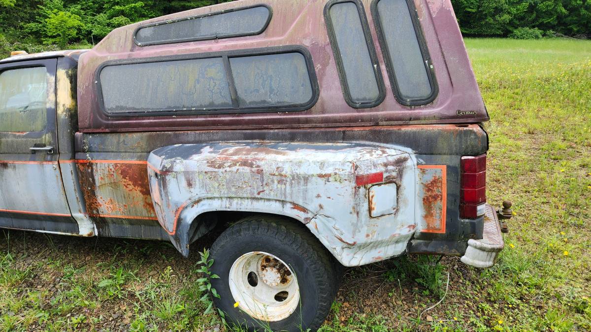 Ford-f350-diesel-1983-9