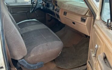 Ford-f350-diesel-1985-white-4