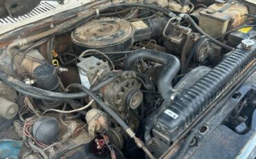 Ford-f350-diesel-1985-white-7