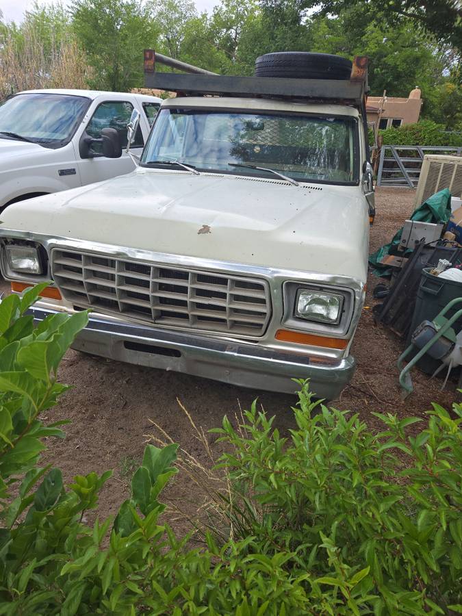Ford-f350-dually-1979-white-1