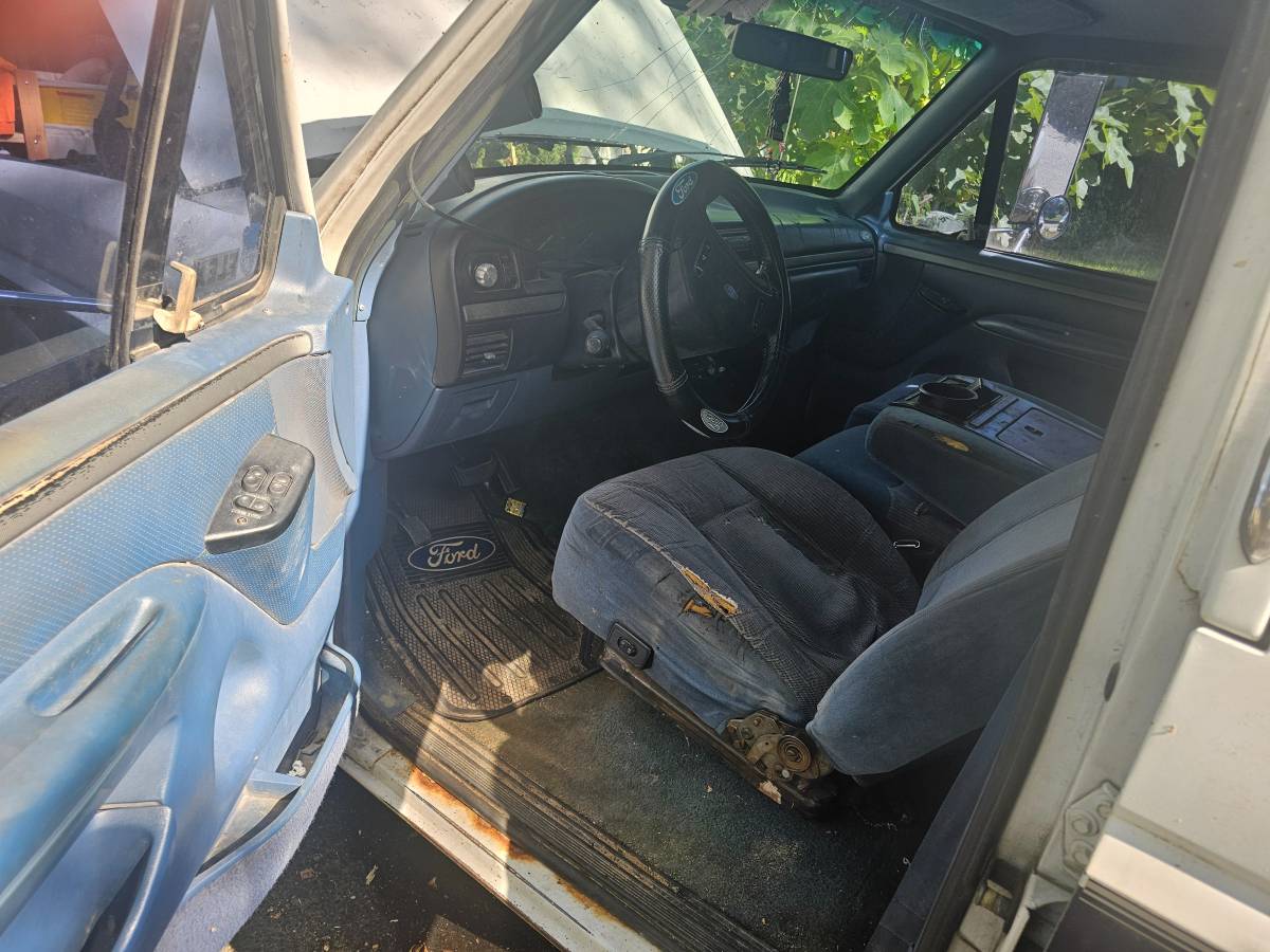 Ford-f350-dually-diesel-1994-white-5