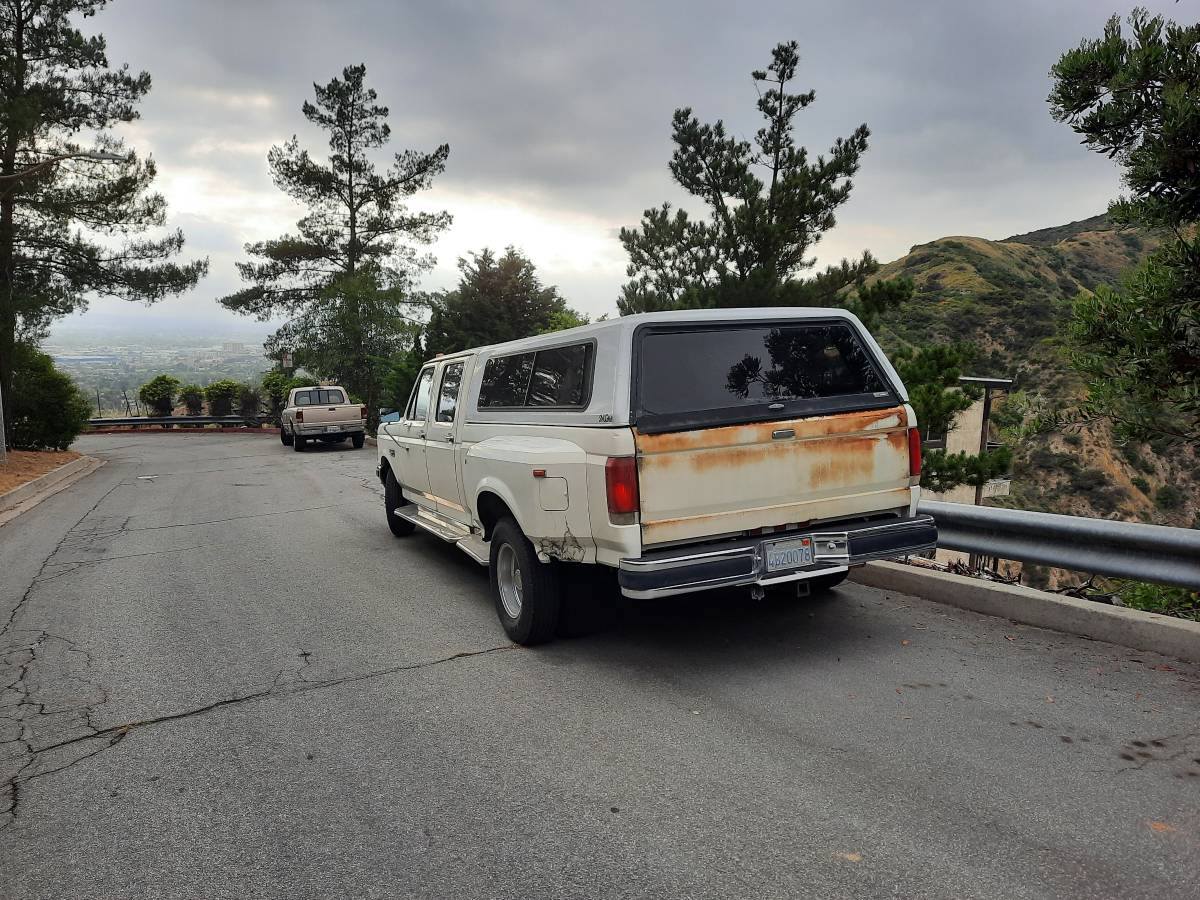 Ford-f350-lariat-crew-cab-dually-1990-white-10