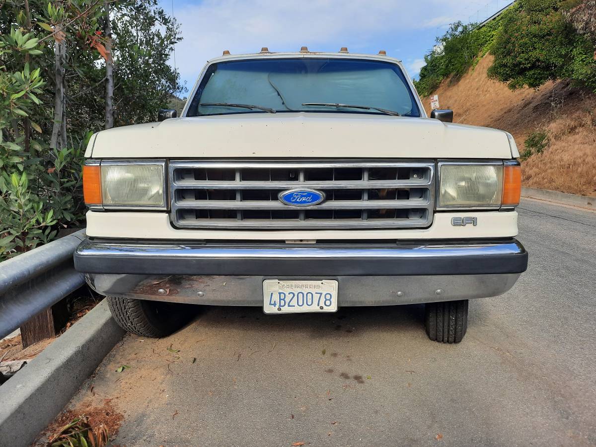 Ford-f350-lariat-crew-cab-dually-1990-white-22