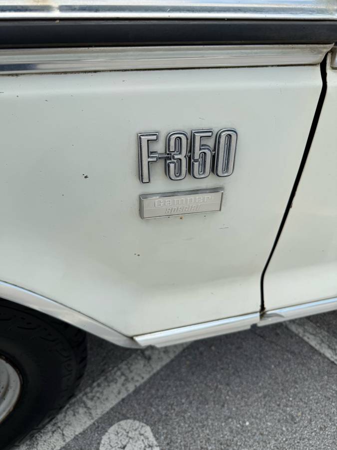 Ford-f350-super-cab-camper-special-1976-green-13