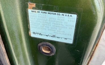 Ford-f350-super-cab-camper-special-1976-green-23