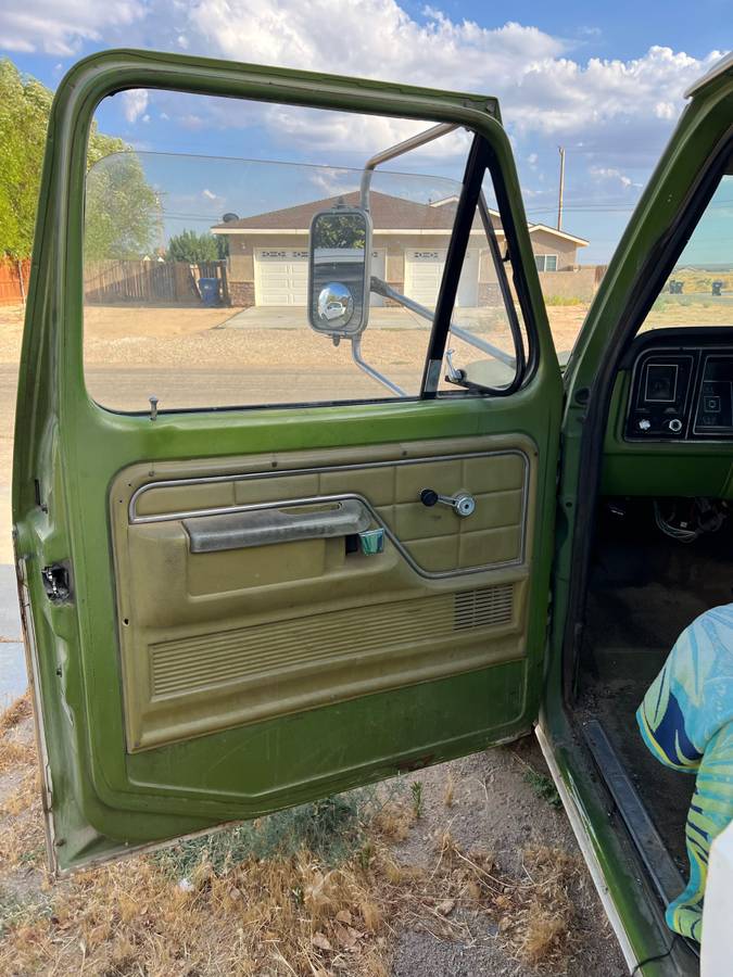 Ford-f350-super-camper-special-1973-green-1