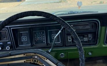 Ford-f350-super-camper-special-1973-green-11