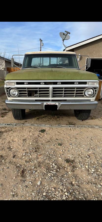 Ford-f350-super-camper-special-1973-green-2
