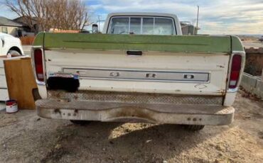 Ford-f350-super-camper-special-1973-green-3