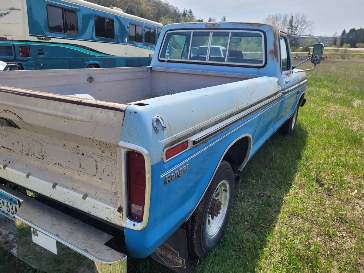 Ford-f350-super-camper-special-1975-custom-13