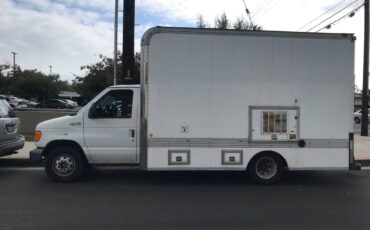 Ford-f350-super-duty-1987-white-4