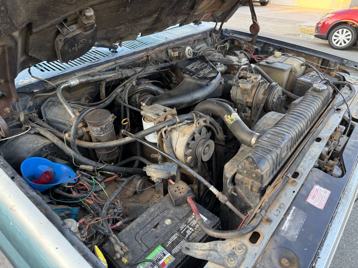 Ford-f350-super-duty-crew-cab-diesel-1985-blue-16